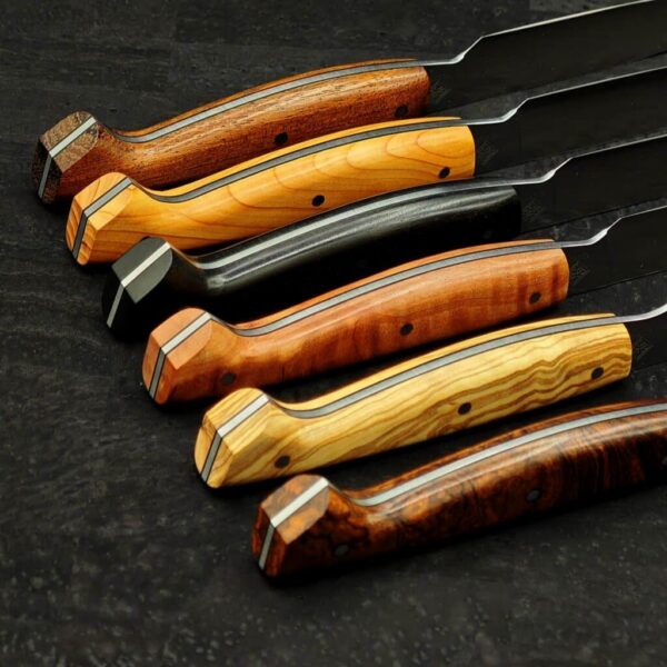 Set couteaux de table manche bois panaché